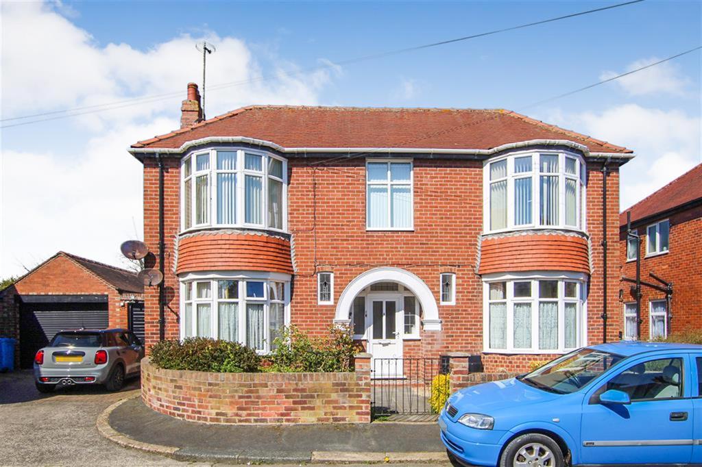 Fortyfoot Grove, Bridlington, YO16 7RZ 2 bed flat £75,000