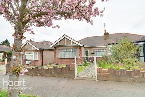 27 Kensington Drive, Woodford Green, IG8 8LP