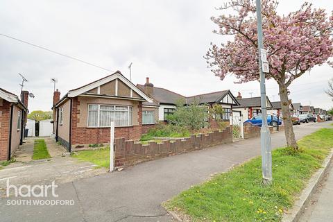 27 Kensington Drive, Woodford Green, IG8 8LP