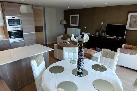 3 bedroom penthouse to rent, Seafarer Way, London SE16
