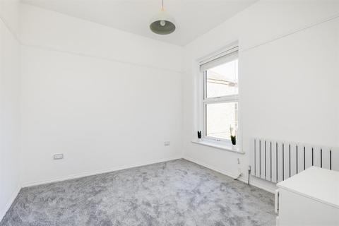 142a Chatsworth Road, London, E5 0LT