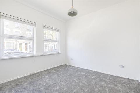 142a Chatsworth Road, London, E5 0LT