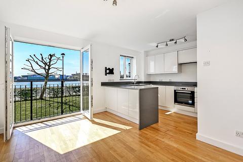 1 bedroom apartment to rent, Ferguson Close, London, E14