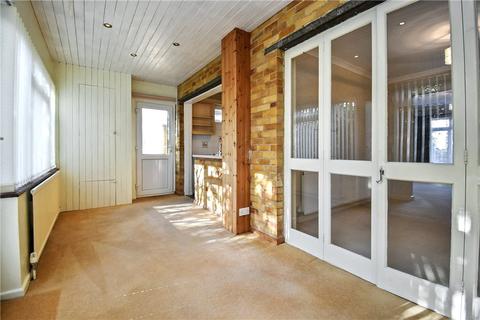 55 Avon Crescent, Romsey, SO51 5PX