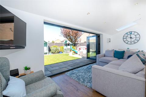 5 Brackley Close, Bourne, PE10 9PW