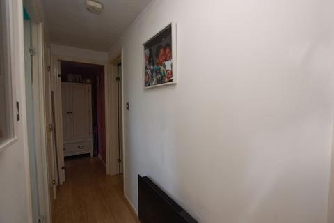 26 Caravel Close, Grays, RM16 6QB