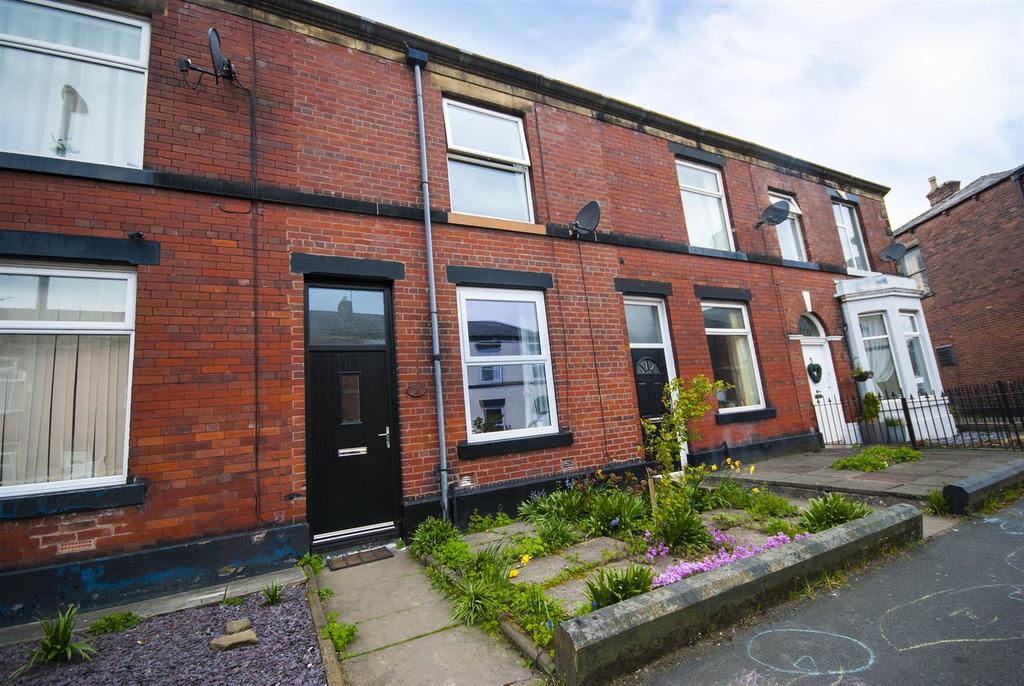 Stephen Street, Bury 3 bed terraced house £160,000