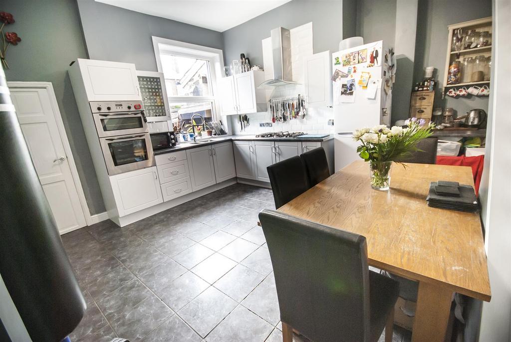 Stephen Street, Bury 3 bed terraced house £160,000