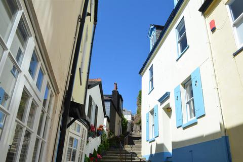 16 Browns Hill, Dartmouth, TQ6 9NU