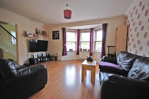 6 Millers Drive, Great Notley, Braintree, CM77 7FD