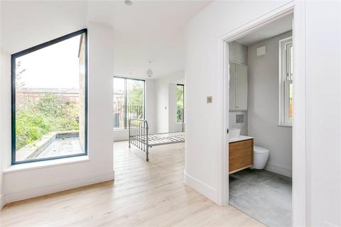 5 bedroom flat to rent, Stile Hall Gardens, Chiswick, London