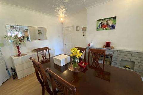 47 Clifton Crescent, Sheffield, S9 4BD