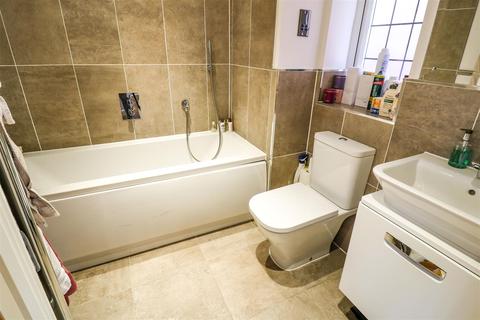 8 Kirkpatrick Place, Gilston, Harlow, CM20 2FX
