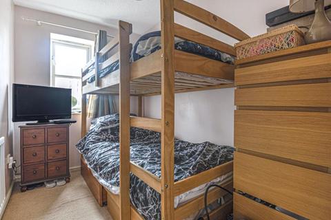 12 Coopers Close, Littleworth, Oxford, OX33 1UA