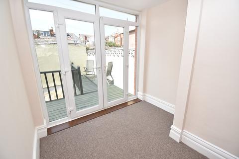 3 Cornwall Avenue, Blackpool, FY2 9QN