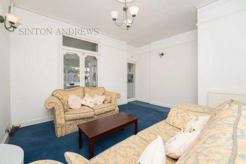 22 Bramley Road, London, W5 4SS