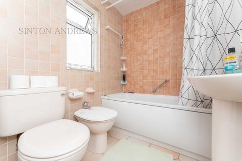 22 Bramley Road, London, W5 4SS