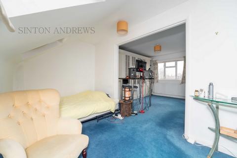 22 Bramley Road, London, W5 4SS