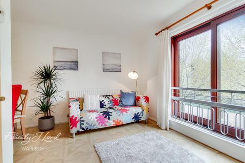 23 Fowey Close, London, E1W 2JP