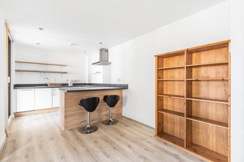 1 bedroom flat for sale - Town Centre location,  Bicester,  Oxfordshire,  OX26