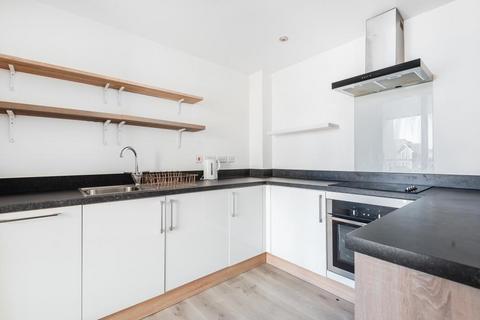 1 bedroom flat for sale, Town Centre location,  Bicester,  Oxfordshire,  OX26