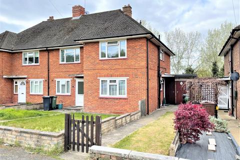 2 bedroom maisonette to rent, Epsom Common