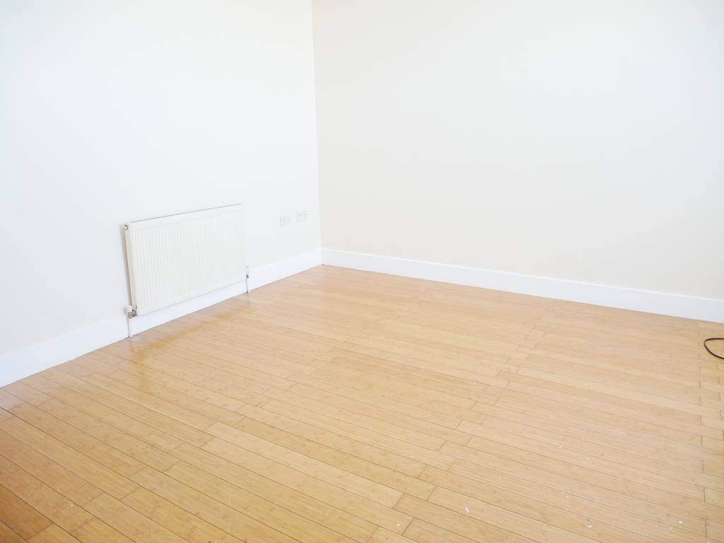 Deane Road, Liverpool L7 2 bed apartment £450 pcm (£104 pw)