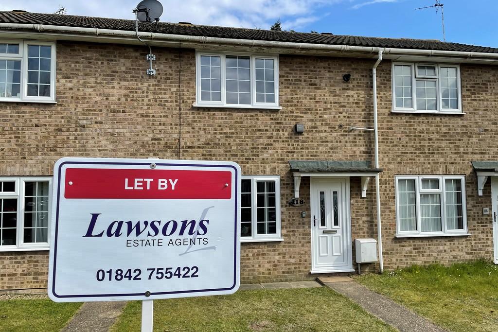 Woodlands Drive, Thetford 2 bed terraced house £750 pcm (£173 pw)