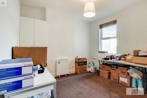 36 Dawlish Road, London, E10 6QD