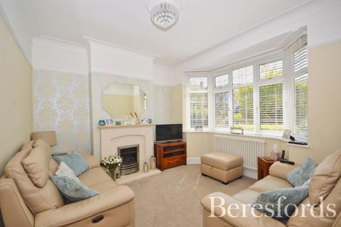 2 Maple Street, Romford, RM7 7JX