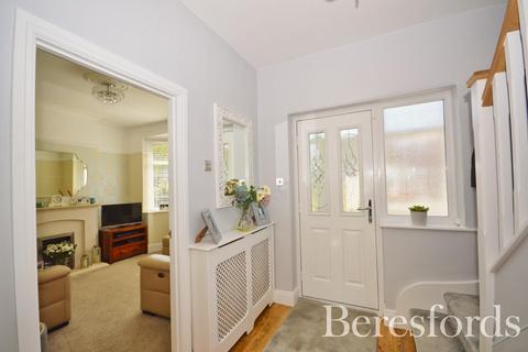 2 Maple Street, Romford, RM7 7JX