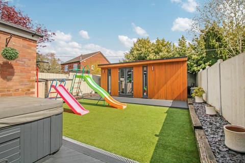 15 Ensor Drive, Polesworth, Tamworth, B78 1JJ