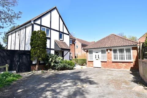 31 Chalkdown, Stevenage, SG2 7BG