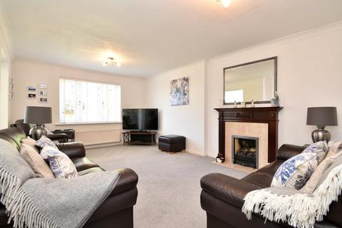 31 Chalkdown, Stevenage, SG2 7BG