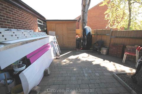 17 Willow Road, New Malden, KT3 3RS