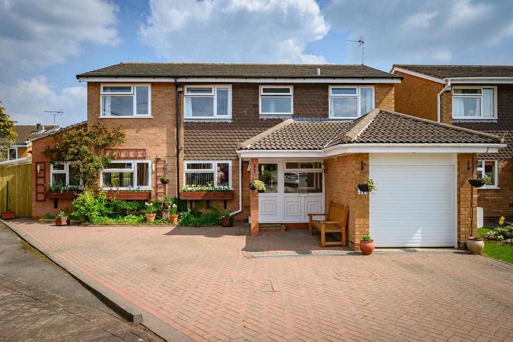 Woodrow Crescent, Knowle 4 bed detached house £650,000