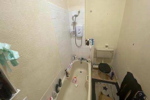 Flat 1, 36 Coundon Road, Coventry, CV1 4AW