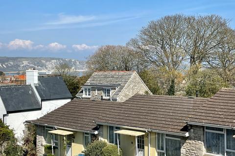 4 Queens Road, Swanage, BH19 2EQ