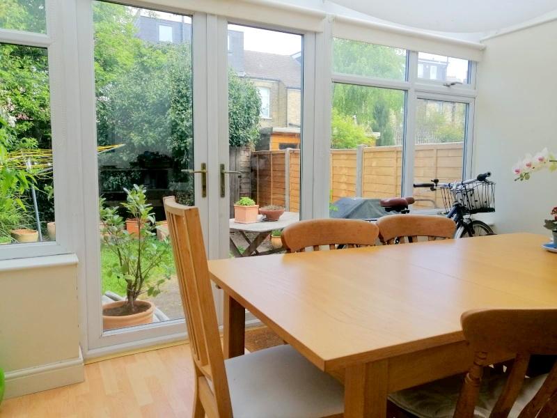Devonshire Road, Ealing, London, W5 3 bed house £1,875 pcm (£433 pw)