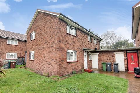 31 Buttfield Close, Dagenham, RM10 8TJ