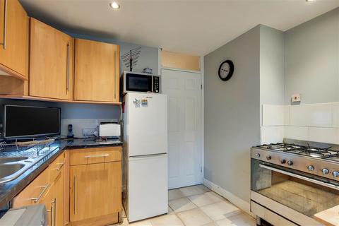 31 Buttfield Close, Dagenham, RM10 8TJ