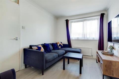 35 Crane Close, Dagenham, RM10 8PL
