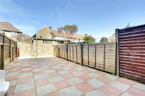 35 Crane Close, Dagenham, RM10 8PL