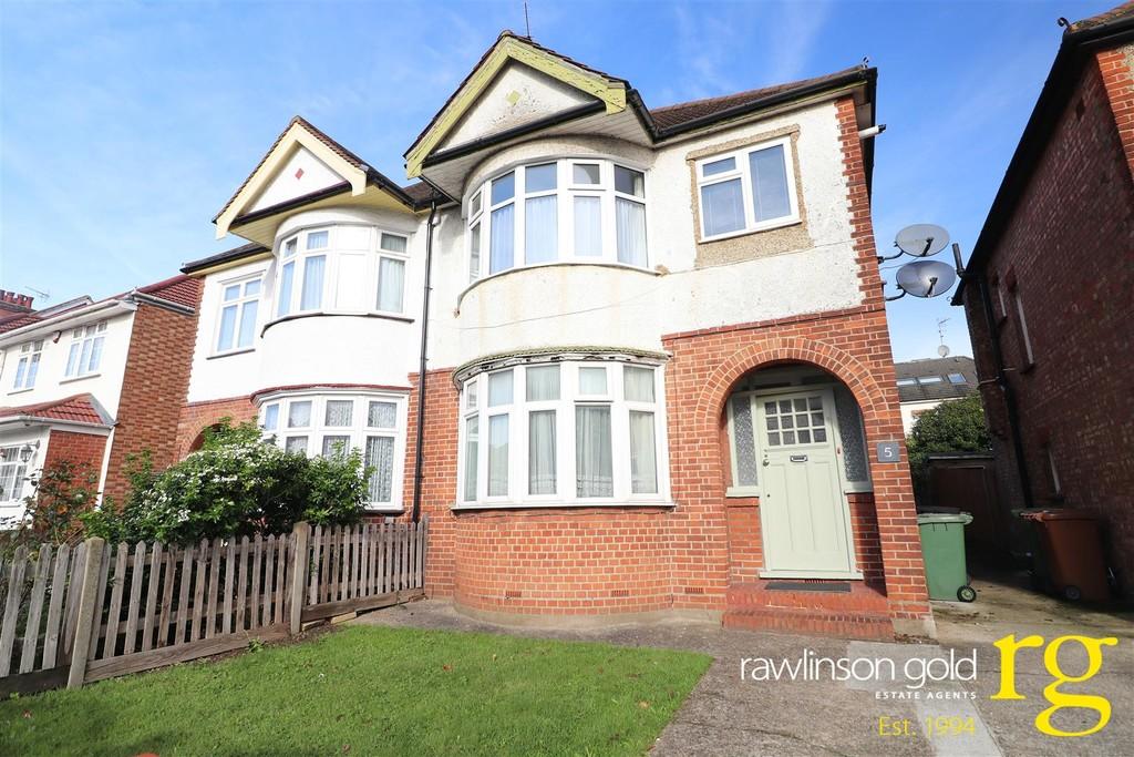 Whitefriars Drive, Harrow Weald 1 bed flat £995 pcm (£230 pw)