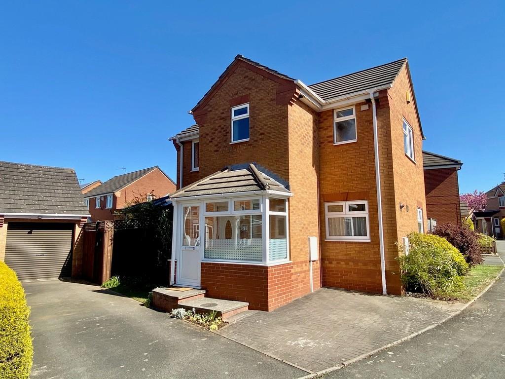 Wakehurst Close, Maple Park, Nuneaton 3 bed detached house £247,500