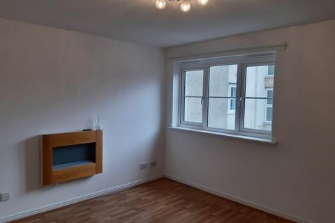 2 bedroom apartment to rent, Queens Crescent, Livingston