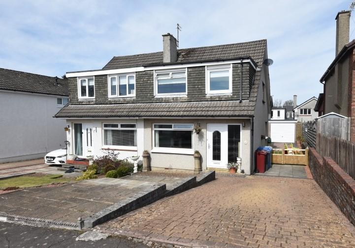4 Springfield Gardens, Lanark, ML11 7PJ 3 bed semidetached villa £