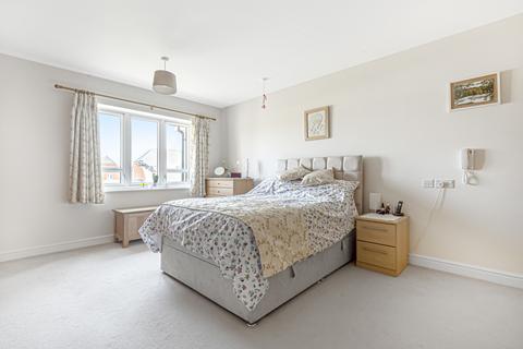 1 bedroom apartment for sale - Redfields Lane, Church Crookham, Fleet, Hampshire, GU52
