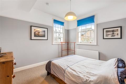 1 Western Lane, London, SW12 8JS