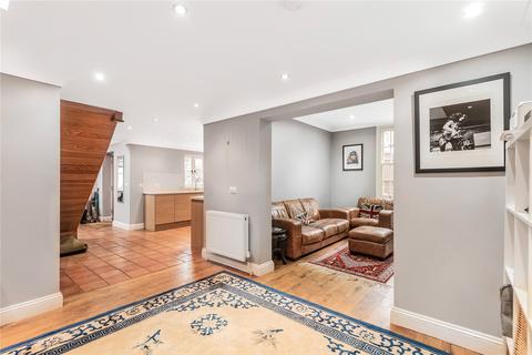1 Western Lane, London, SW12 8JS